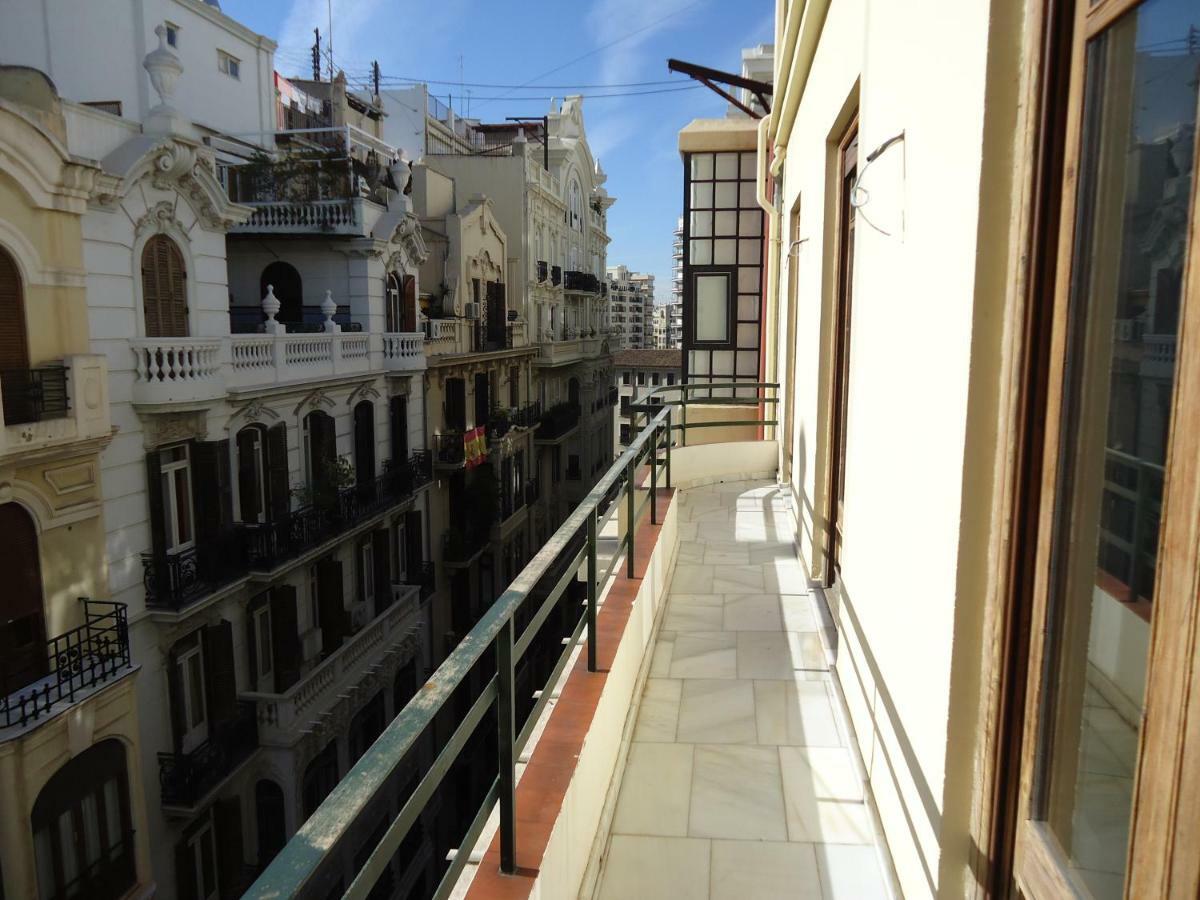 Appartamento Entre La Estacion Y El Ayuntamiento Valenza Esterno foto